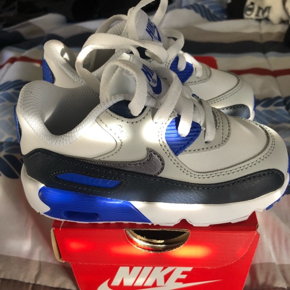 NWT Toddler Boys Nike Air Max 90 sz 8 blue white NWT Nike Air Max 90 Boys' Toddler SIZE 8 | FASHION BOY